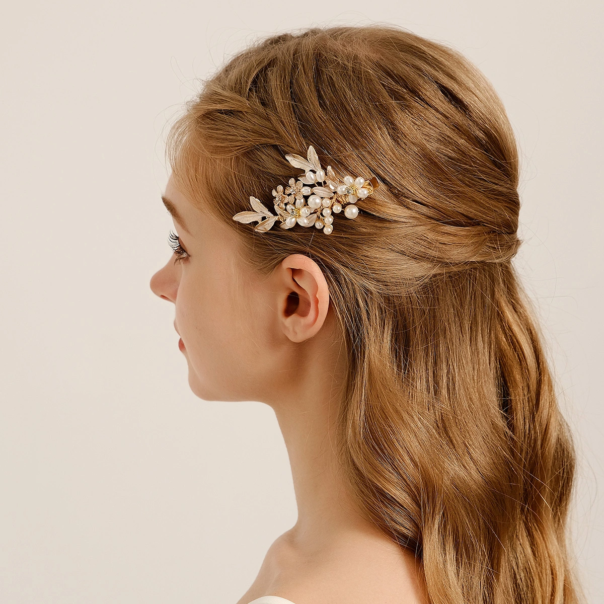 Retro Fashion Boho Bridal Hair Accessories Floral Pearl Alloy Leaf Side Clip 1